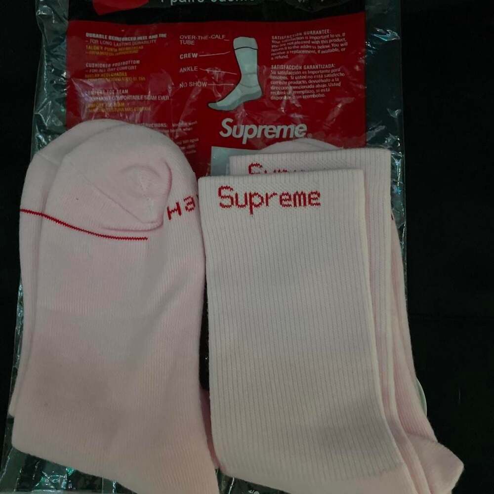 Supreme x Hanes Crew Socks Pink